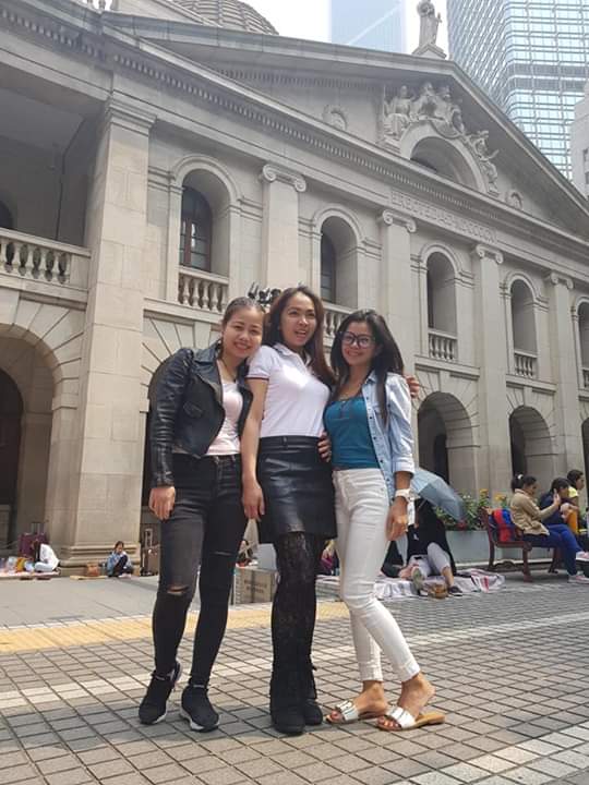 8zmeYhiz's tweet photo. BFFs... I Love my Pretty Friends.. 😍😘❤💕 #Bebesh :) https://t.co/6onM4sklm9