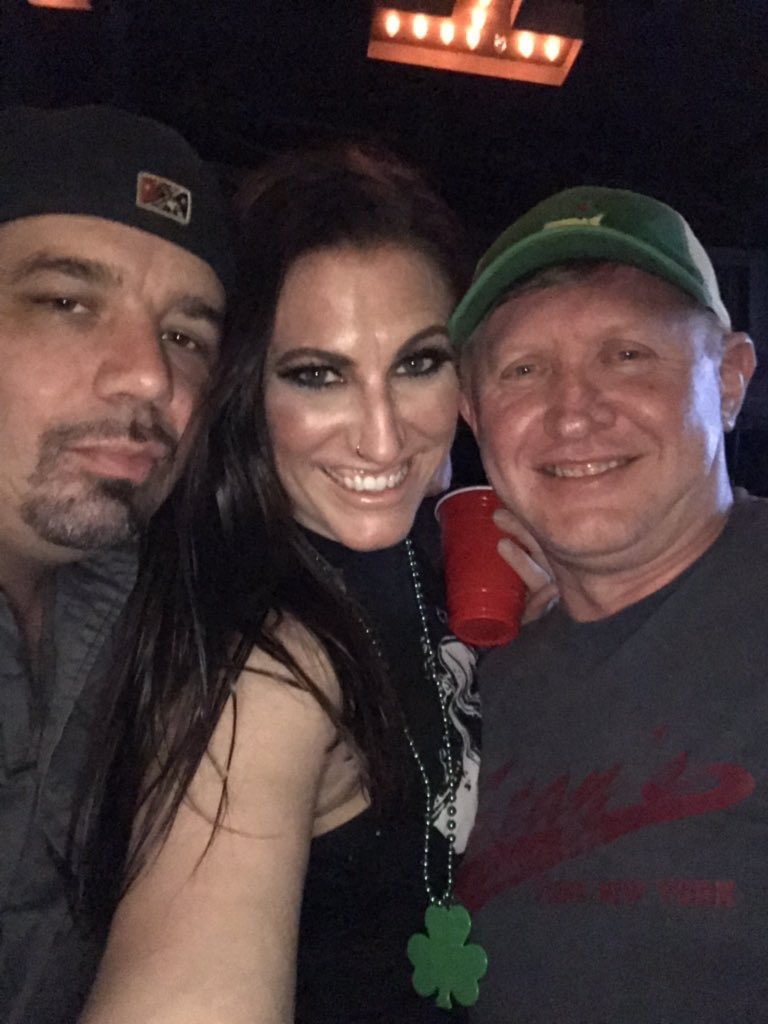 Kristal_Stems's tweet photo. Hangin in Sarasota with my boys @TheRealBawllz &amp; @AgentTDB for the Pitbull Toddler show....great night and always good to see you both ❤️ #bonefamily #pitbulltoddler #StPattysDay #facemelting https://t.co/VHlHcyvUWv
