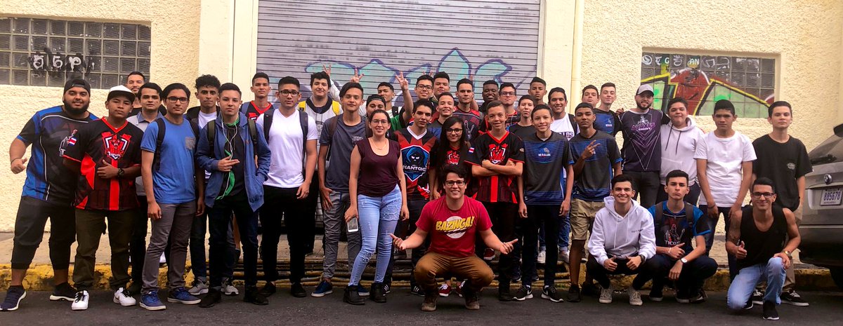 #FinalLTR3
La Liga Tica es más que un premio, es más que una competencia.
La Liga Tica es un convivió de jugadores, lugar donde nos encontramos, conocemos y nos unimos más!
Gracias por venir, demostramos qué a pesar de todo somos una comunidad unida.