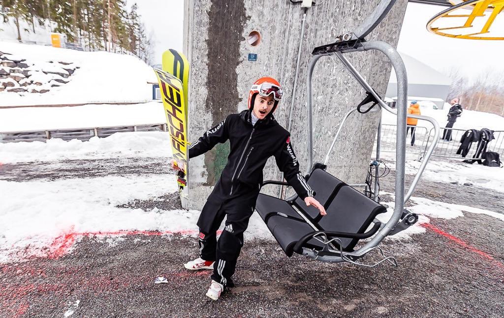 Richard_Freitag's tweet photo. Letโs get back up there ๐
Ready for the final ๐ค๐ผ #Winterfans #nudossi #livetoski #seiz #fly4MOre #expa https://t.co/GaRmTdCDUr