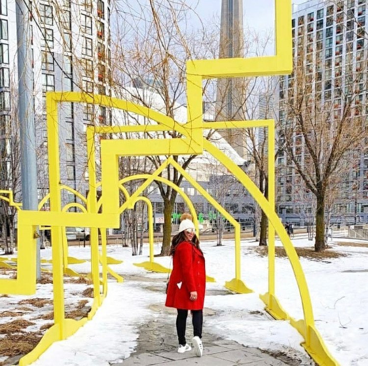WaterfrontBIA's tweet photo. We're sad to say goodbye 👋 but today is your last chance to experience #TOicebreakers! See the massive interactive installations that transformed #Toronto's waterfront into an artsy playground. Admission is FREE: https://t.co/8S1h6X6NWB

📸: socialandlattes https://t.co/Jc4AYl0fDA