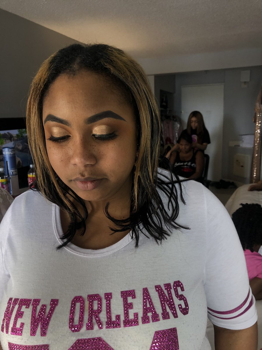 KMVmakeup's tweet photo. #kmvmakeup #nolamua #neworleansmua #makeupartist #17yroldmua #neworleansmakeupartist #makeupaddict #undiscoveredmuas #youngenterpreneur #makeup #makeupartistworldwide #makeupartist #youngmu #nolamakeupartist #nolabeat #teenmua https://t.co/FkqQGd8qMR