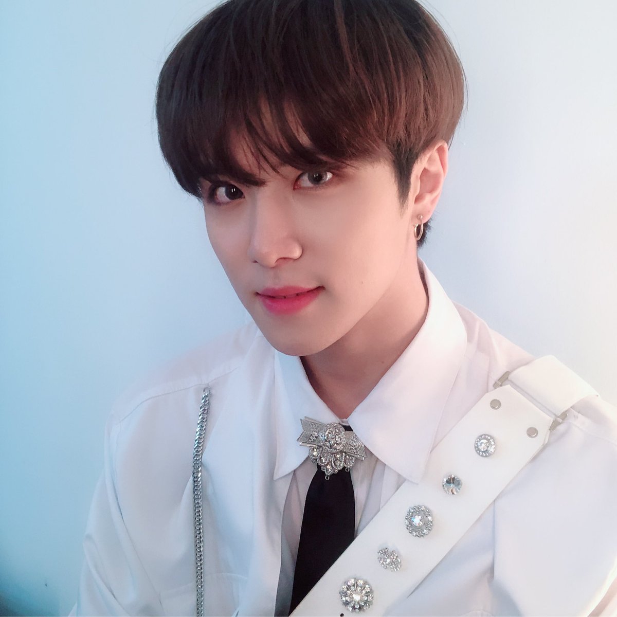 KDH_official's tweet photo. [#김동한] 쁴✌️ https://t.co/mCqPcprJNG