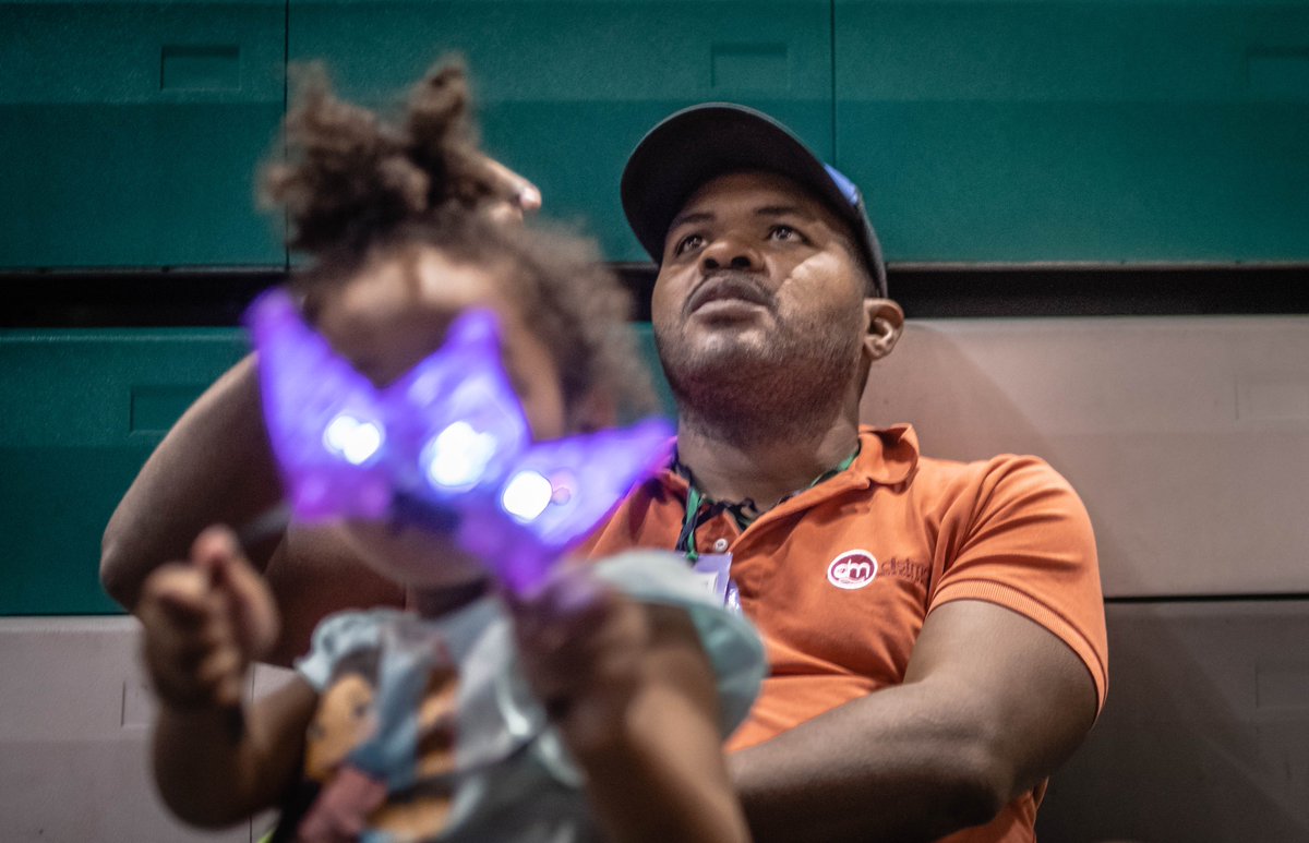 rosalesquique's tweet image. Thousands of migrants wait in Juárez. Reporter @AKochergaBorder and myself spent time in #CiudadJuarez looking into the issue: abqjournal.com/1293010/thousa…