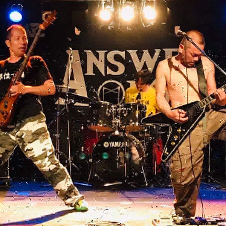 anichi_01's tweet photo. 今日は
ぷりちぃ～がっつ
LIVE
てした！

#livezonebadlands 
主催の
@answermehxc
をはじめ、
@Steeper2018
@progetto_uno
freakout
さんたちの素晴らしいステージで
さらに我々も燃え上がって、
いいライブになったと思います！

みなさんありがとうございました！

 #ばっどらんず https://t.co/EyUqBDc8ZX