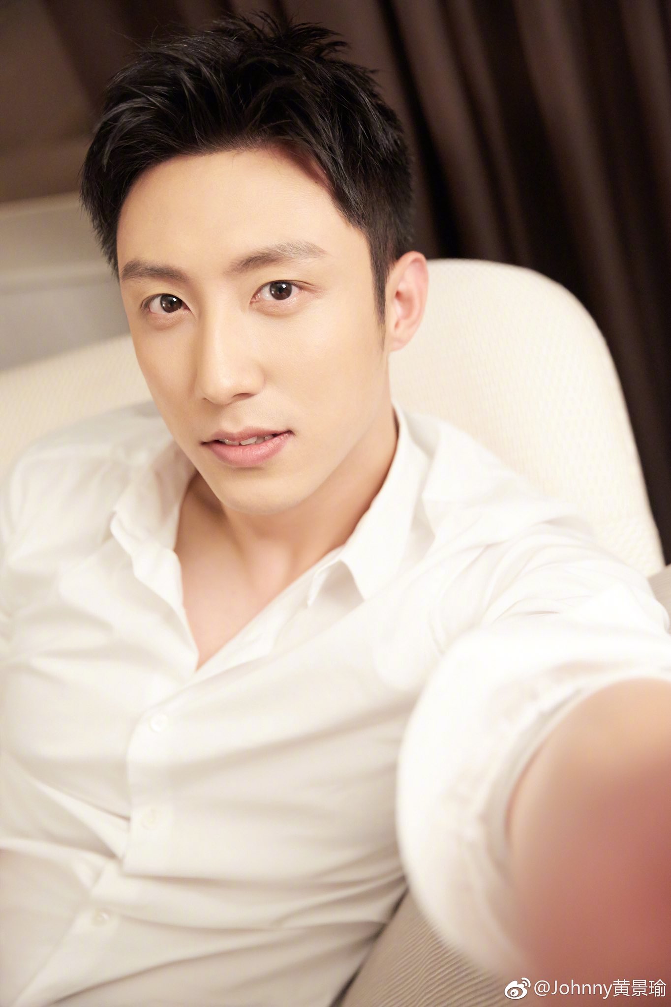 未開封　中国俳優 黄景瑜 初の写真集「澤海鯨魚」」 黄景瑜泽海而行# #黄景瑜# @Johnny黄景瑜曝光了一组《泽海鲸鱼