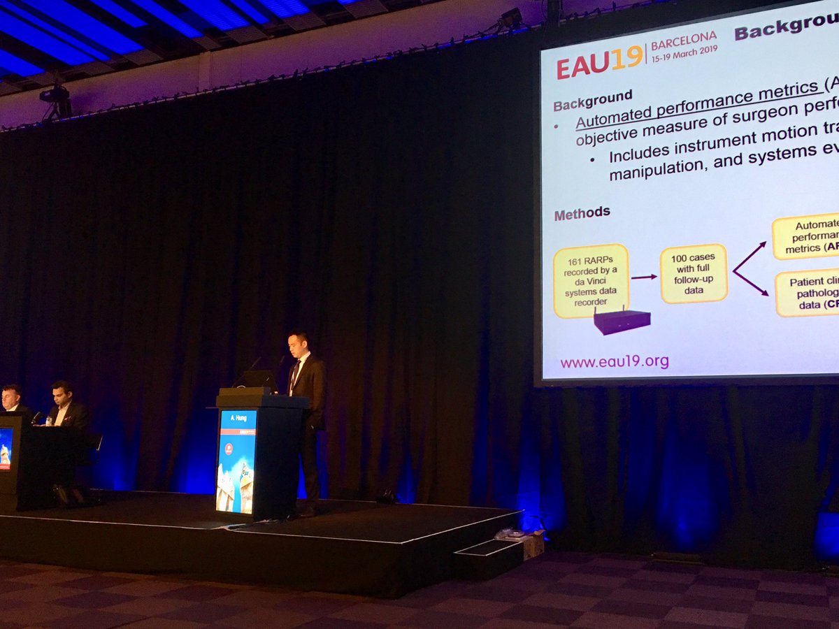 Cacciamani_MD's tweet image. Outstanding presentation by @AjhungMD on deep learning model to predict continence after RRP: always making the step forward in the field @USC_Urology @ERUSrobotics #EAU2019