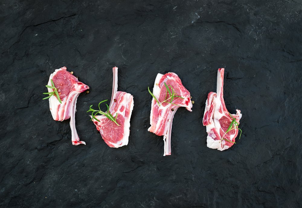 Roasted lamb chops sound great for today dontchya think?
bit.ly/2Ux01N4