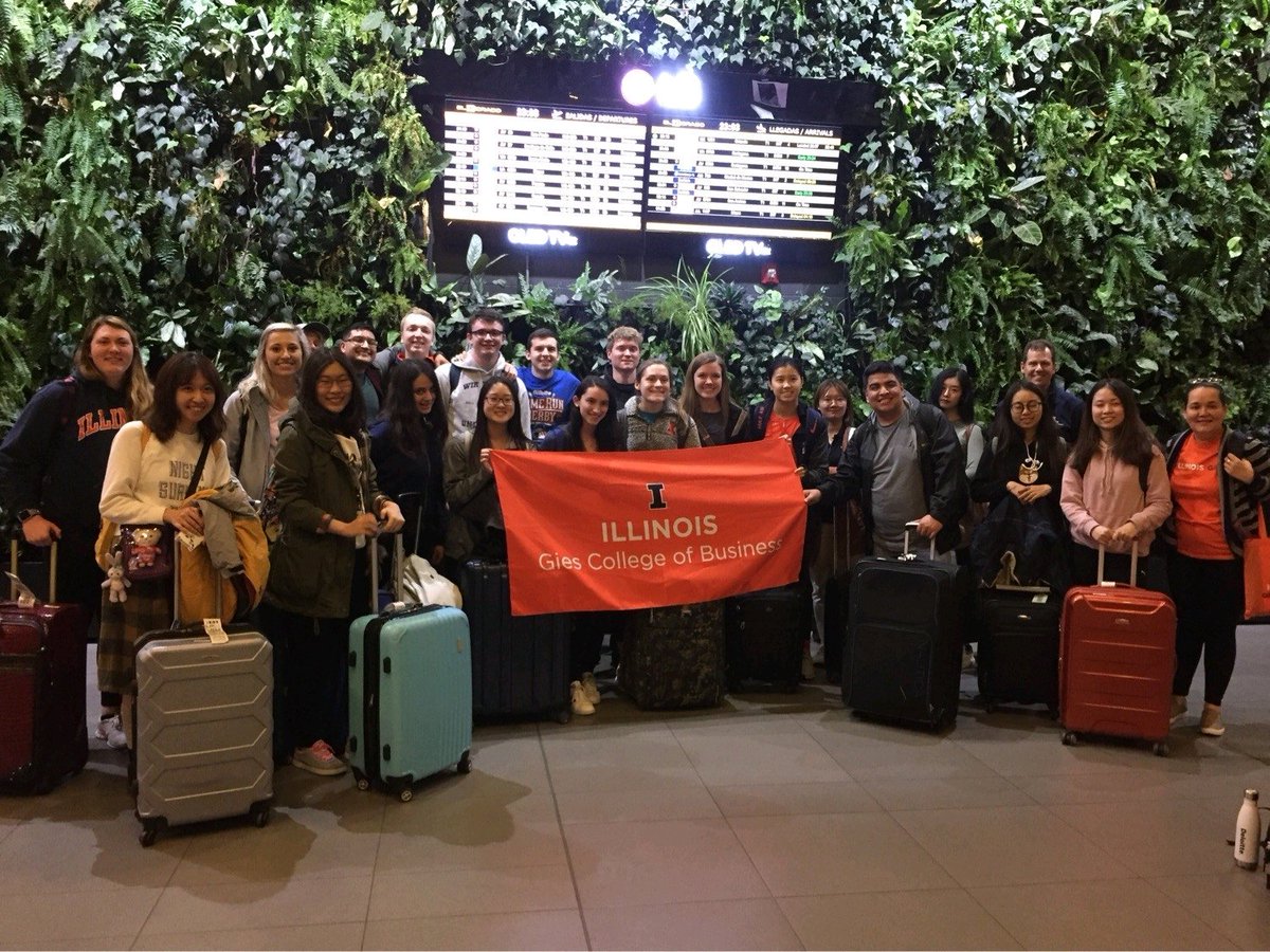 robmetzger67's tweet photo. Gies James Scholar trip to Columbia and Peru .... We have ARRIVED!!! https://t.co/sCLi0Fs4w9