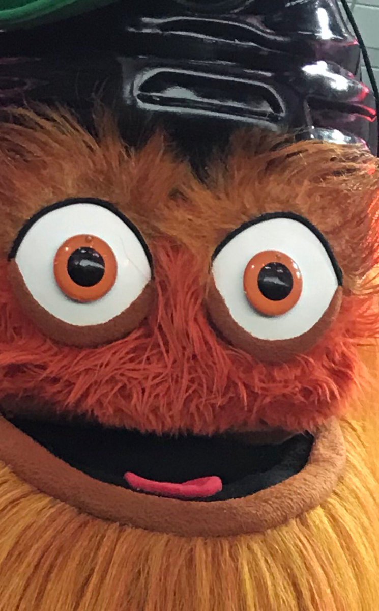 Ladies, you can find me at the end of the rainbow