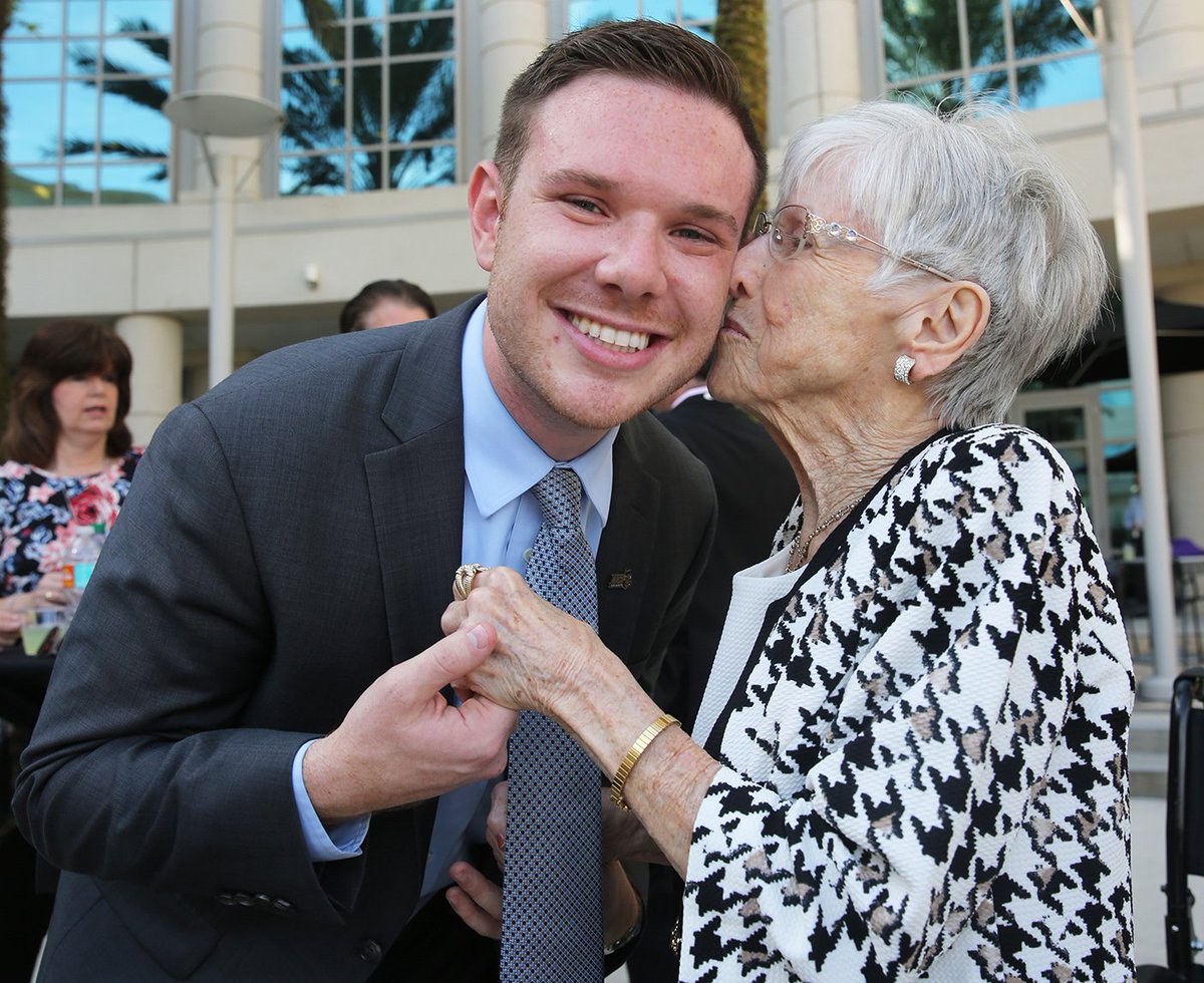 UCFMed's tweet photo. Last year, 95 year-old Evelyn Stoeckert's heart stopped beating for 30 minutes. Doctors managed to save her and when she revived, she promised her grandson: “I’m not going anywhere yet, I’ll be here to see you graduate.”

🔗: https://t.co/Cb9Xq7Cyx5

#UCF #Match2019 #FMAMatch https://t.co/dAqwg67Glr