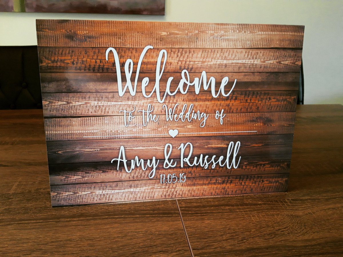atouchofsilk1's tweet photo. A variation of our dark wood bestseller!😍
.
#weddingsigns #rusticwedding #rusticbride #woodeffect #weddingstationer #bridetobe #weddingdecor #welcomesign #etsy #love #itsthesmalldetails #silkguestbooks https://t.co/fxB6b3yPtg