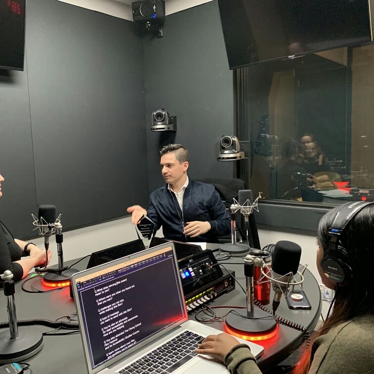 Nicola_Di_Capua's tweet photo. @Nicola_Di_Capua had a live radio interview with @AMIKellyMac and Ramya Amuthan from @AMIaudio (AMI Media Inc.) on Wed March 13th 2019. What an amazingly experience!
#NicolaDiCapua #AMIaudio #Radio #StepIntoMyWordFilm #WordsSpread #Accessibility #Inclusive #Equity #Advocate https://t.co/LzksSuYqnB