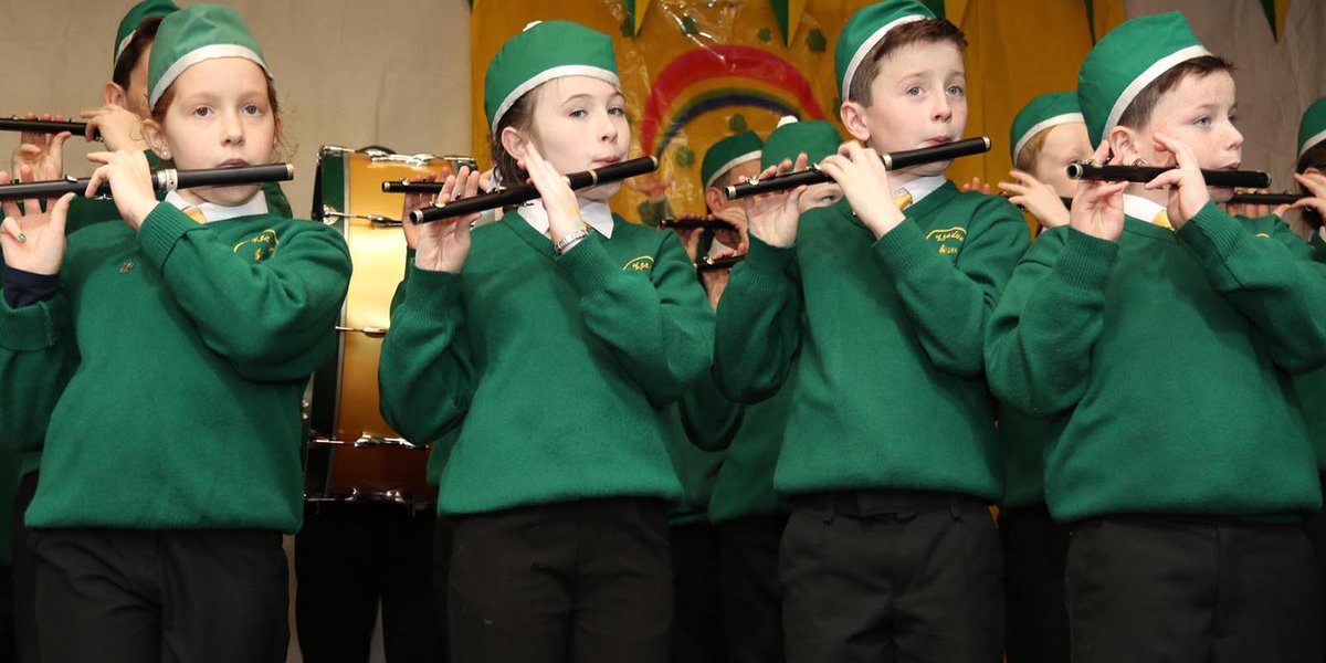 GAILEARAÍ: Lá Fhéile Pádraig in Ailt an Chorráin https://tuairisc.ie/gailearai-la-fheile-padraig-in-ailt-an-chorrain/ …