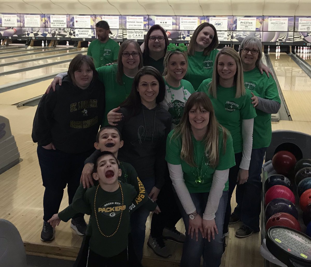 mrsminer312's tweet photo. Amazing coworkers raising money for Firefighters 4 Charity!! Thank you #sogiving #supportive #amazingladies https://t.co/ECGy2IWfTY