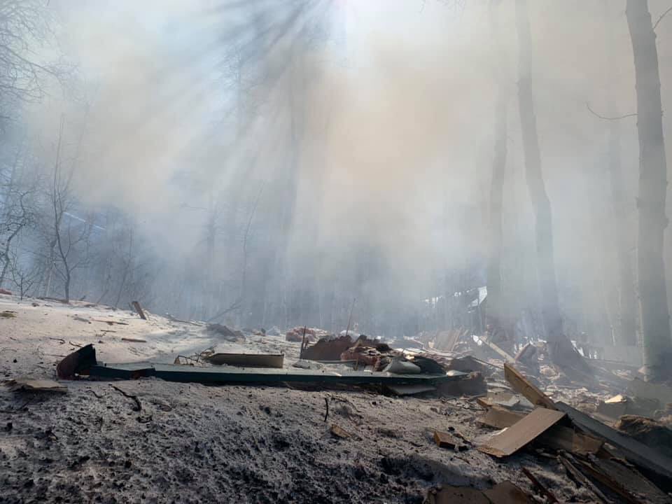 SLCScanner's tweet photo. #Breaking #WasatchCounty #TimberLakes Crews Responded to a reported explosion at a home after receiving multiple calls. On arrival they found roof collapsed and debris was blown over 200ft away/around the cabin. No injuries were reported. Pics courtesy #WasatchCountyFire https://t.co/5DOxSQNb4l
