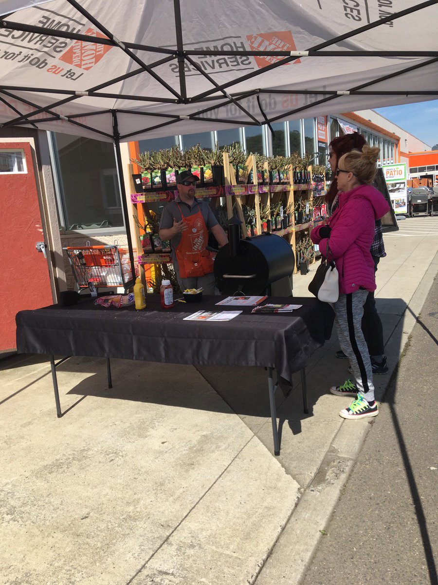 sg_lambda's tweet photo. Saturday Tuff Shed event at 4020!
@ORANGEoregonian @kristeenbullock https://t.co/pu13svuP0u