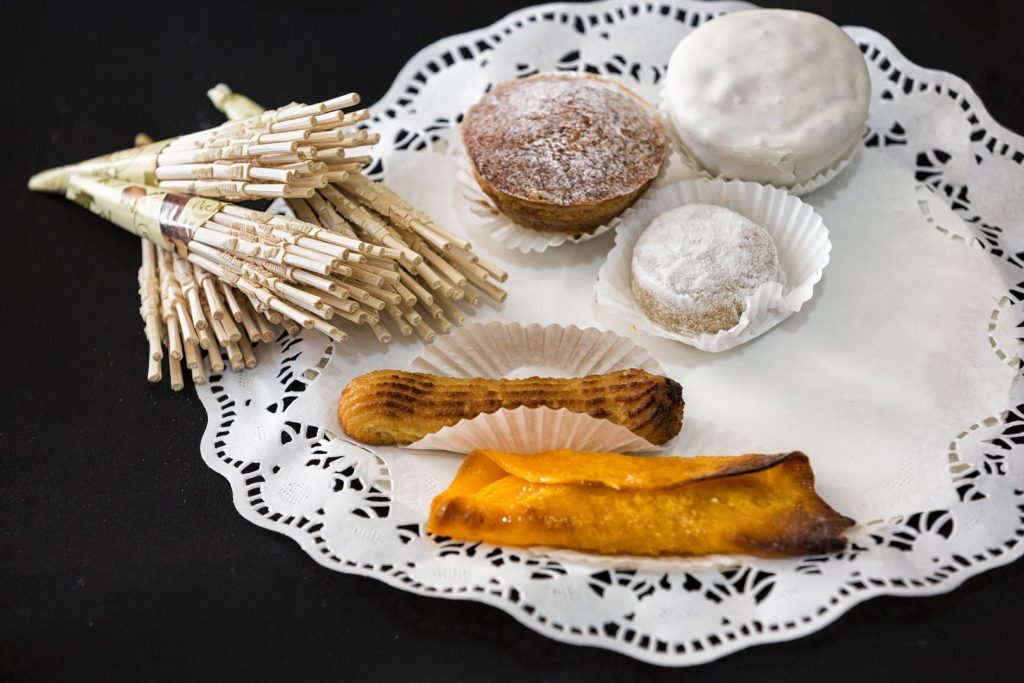 JorgeCarmo9's tweet photo. #Penacova #Coimbra #Portugal #roteiro 🌄🇵🇹🧁😋 Há um novo roteiro para respirar os bons ares de Penacova. O novo Roteiro do Arista é pretexto ideal para conhecer este território com moinhos, fornos de cal e um mosteiro que é dos mais antigos da Europa. https://t.co/SwJmJdlrTn https://t.co/TkGXiqAbhM