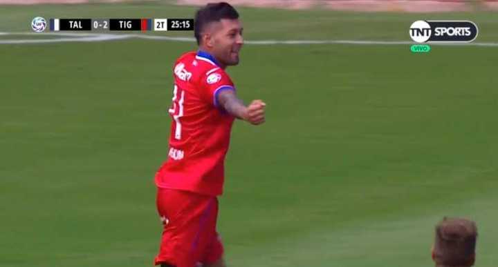 psmblogspot's tweet photo. Gran partido de #Tigre en líneas generales. Ordenado y con solidez defensiva. Con ataques directos y mucha efectividad. Janson, determinante en los 3 goles. Muy buen encuentro del mediocampo (Menossi-Ortiz-Prediger-Cardozo). 🐯+3💪 https://t.co/7iUJQUmr18