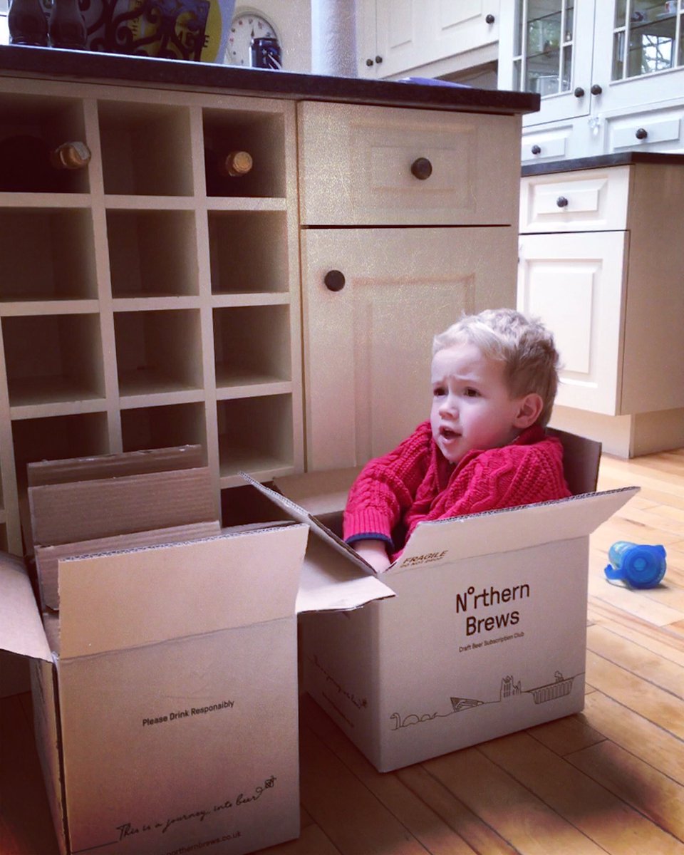 JRLappin's tweet photo. “I’m stuck, Daddy” @NorthernBrews providing entertainment for all the family #CraftAles #NorthernBrews #BoxBoat https://t.co/1ewc5EudL1