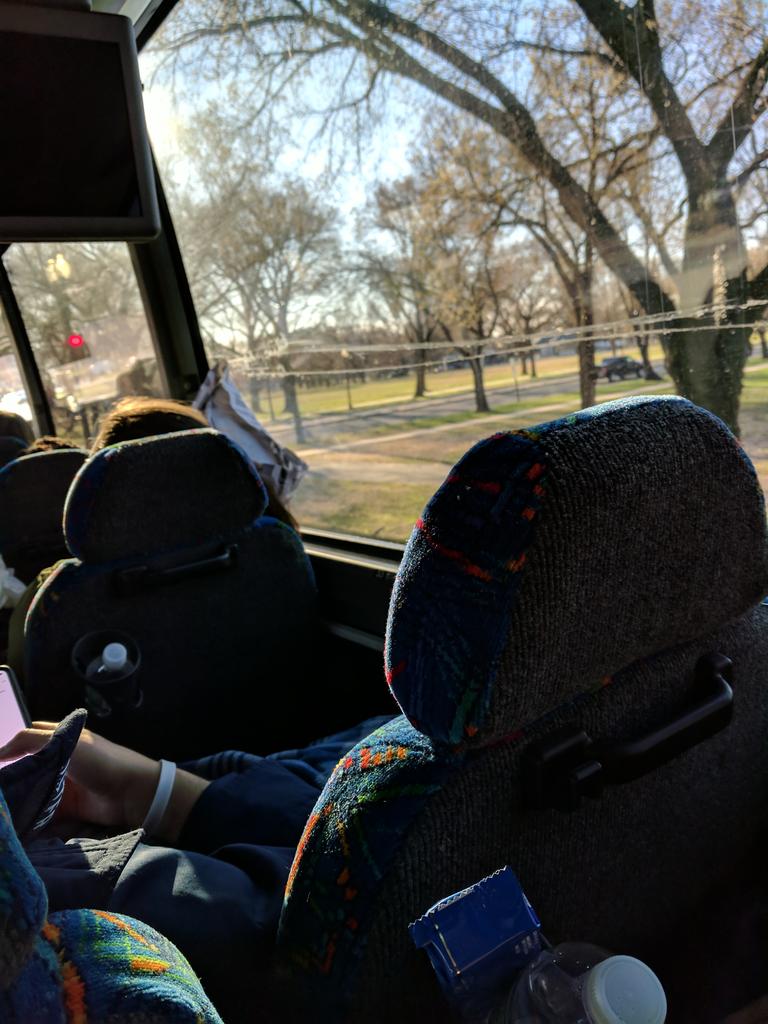dawnecadams's tweet photo. Day four, White House bound #BHSDC #BingTakesOnDC #BPatriotProud @BinghamtonCSD https://t.co/bcfvADecHy