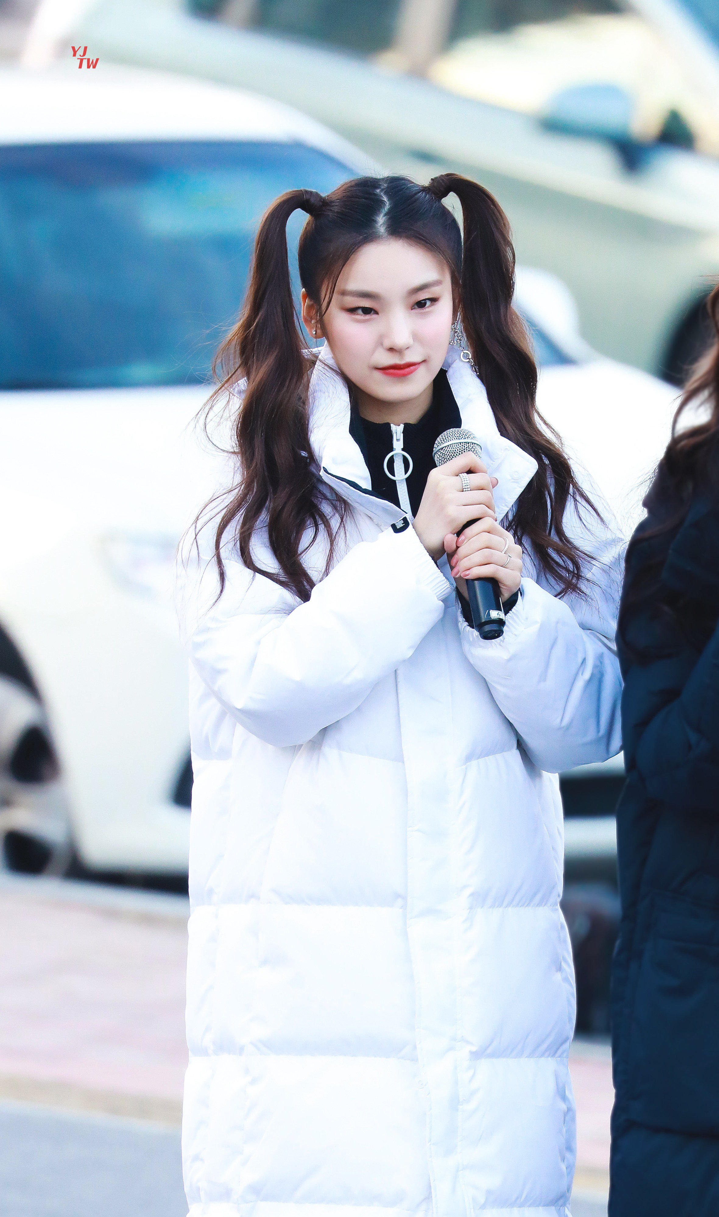 D14AdmpUkAEdywq.jpg:orig