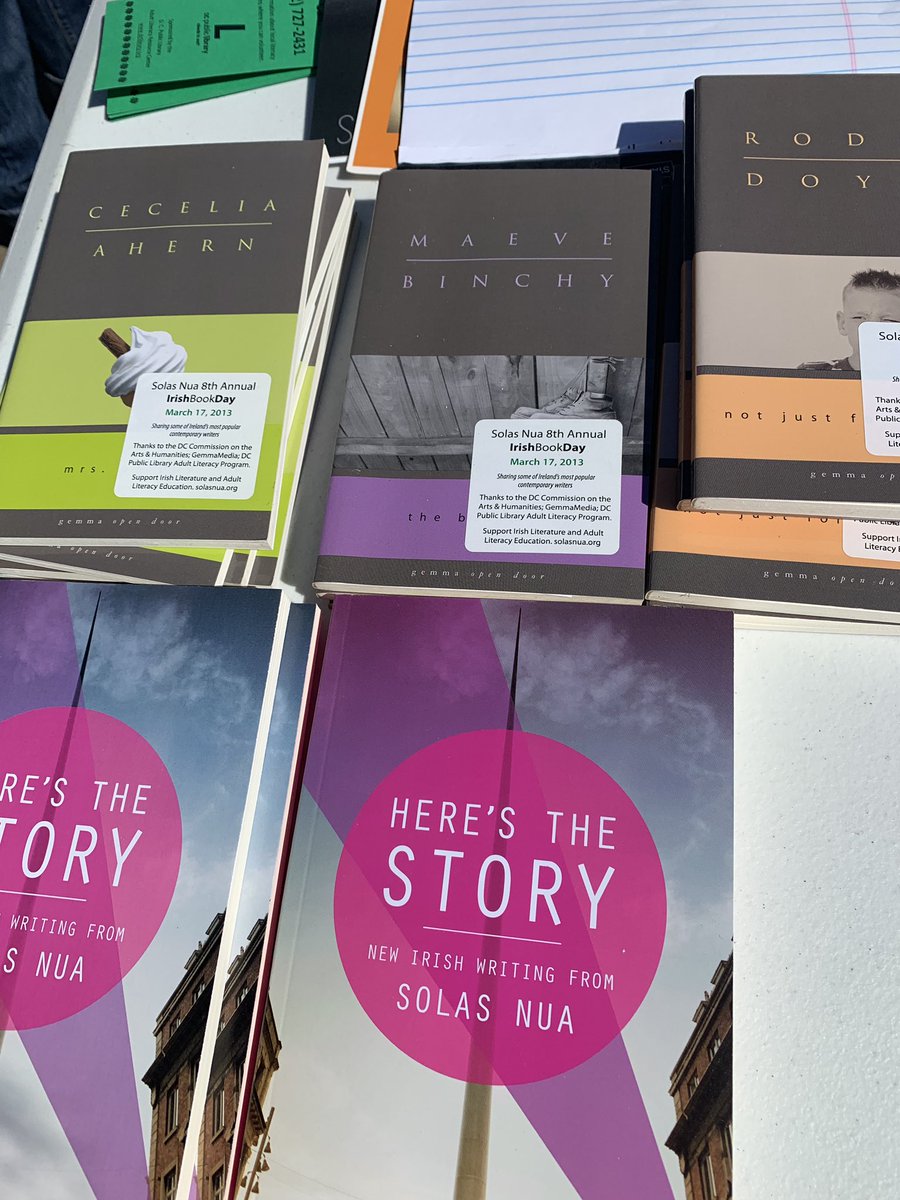 MSKinDC's tweet photo. Happy #StPatricksDay &amp; #IrishBookDay! Love the wonderful #IrishLiterature shared by @Solasnuacht for the community every year on March 17th! I love #reading &amp; #books! Thanks for the new reads #SolasNuacht @FRESHFARMDC 🍀📚☘️☀️😍 https://t.co/ZnA1QXi3CF