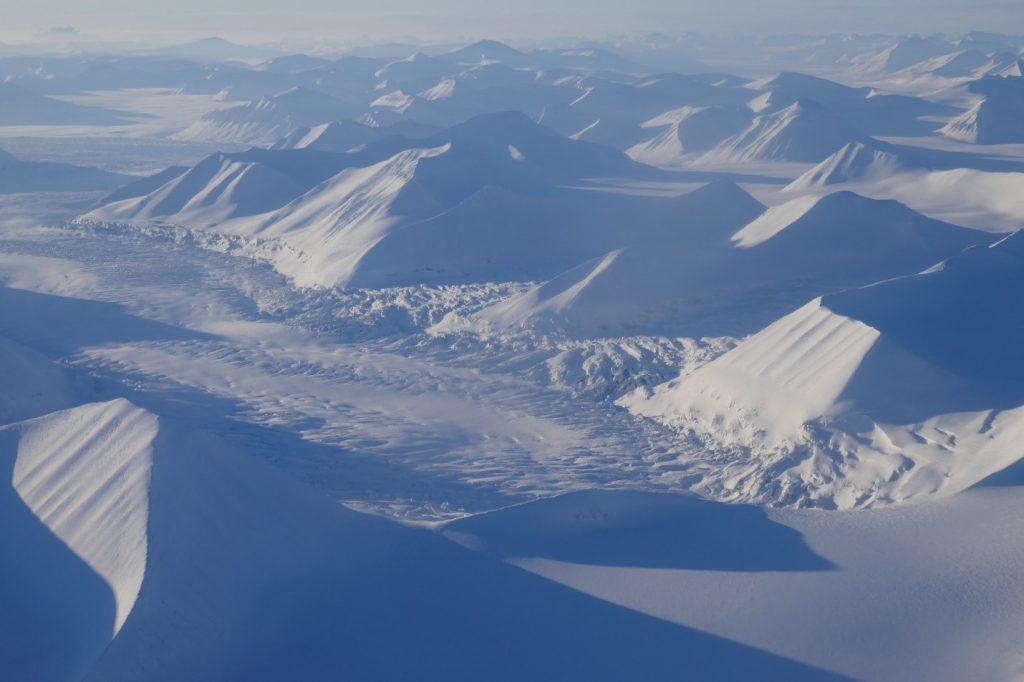 ESA_EO's tweet image. #ICYMI this week we flew over an almost ice-free Bering Strait, the Great Lakes and followed the #CIMR concept mission team to #Svalbard. 
esa.int/Our_Activities…