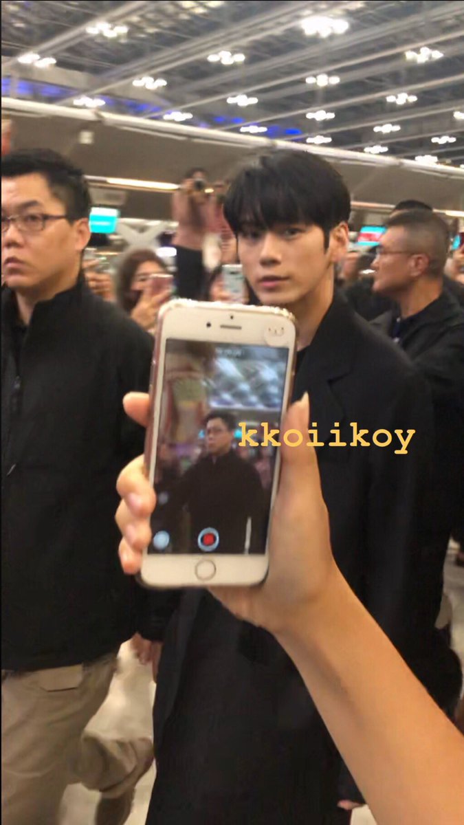 เทอๆองซองอูอยู่ตรงหน้าเทออ่ะ เทอออออออออออออออ อง ซอง อู!!!!