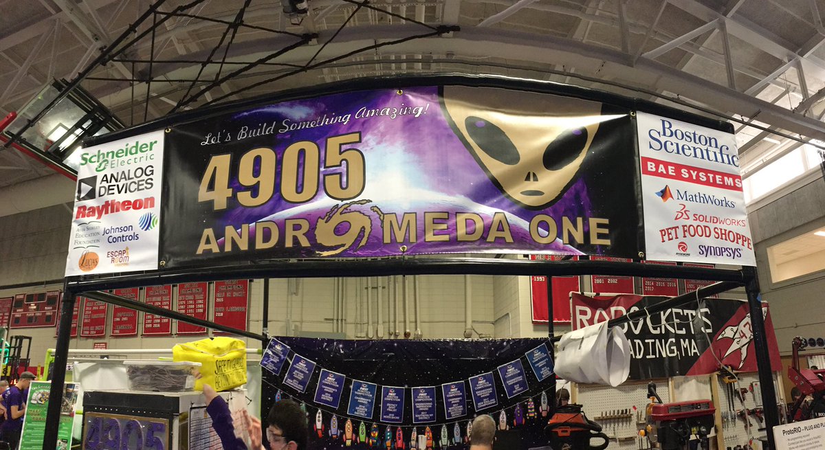 frc4905's tweet photo. We are so excited to be entering the playoffs at North Shore as the 3rd ALLIANCE CAPTAIN! Thank you to our alliance partners @currents4311 @frc5962 https://t.co/UH5WuGPJgQ