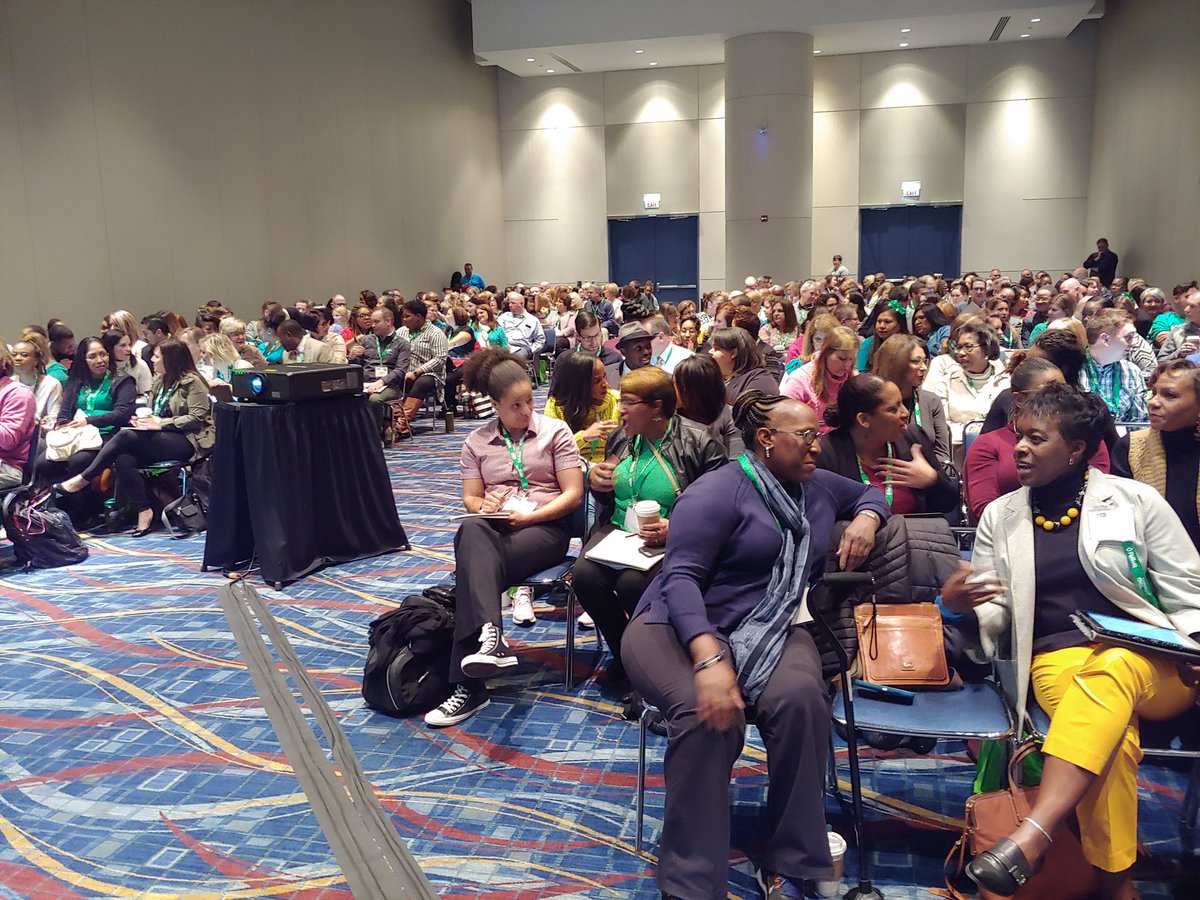 PrincipalKafele's tweet image. Short stay at #empower19 today due to a family commitment but POWERFUL nevertheless. I'm so grateful for my audience getting there early to hang out with me. Looking forward to a longer stay at #empower20 in LA. #bam