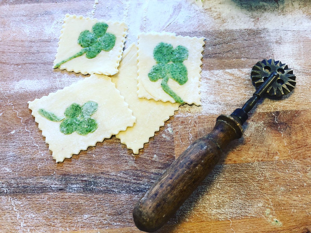 Happy St Patrick’s Day! #StPatricksDay2019 #spinachpasta #homemadepasta #pasta #twiddlefood #sheffieldfood #foodie #foodblogger