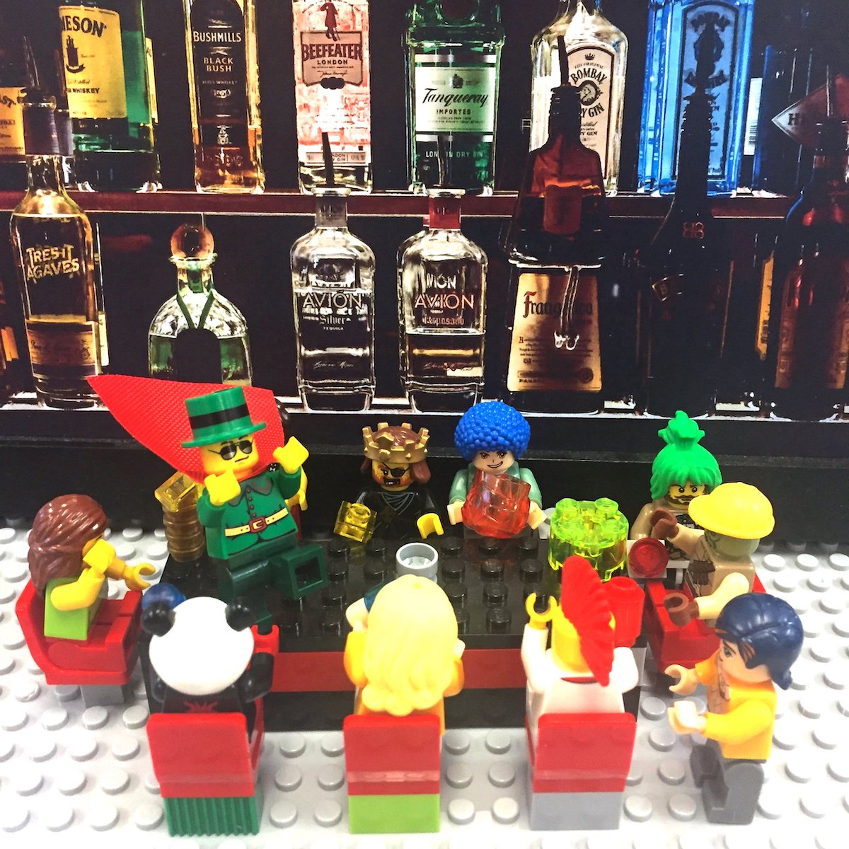 saloncloudsplus's tweet photo. #AppGuy gets his party on for #StPatricksDay! Wishing #IrishLuck to one and all! #saloncloudsplus #getyourappon #weargreen #greenhair #stpatricksday #stpattysday #leprechaun #potofgold #rainbows #fourleafclover #salontoday #modernsalon #americansalon #behindthechair https://t.co/yELZ4vCG6K