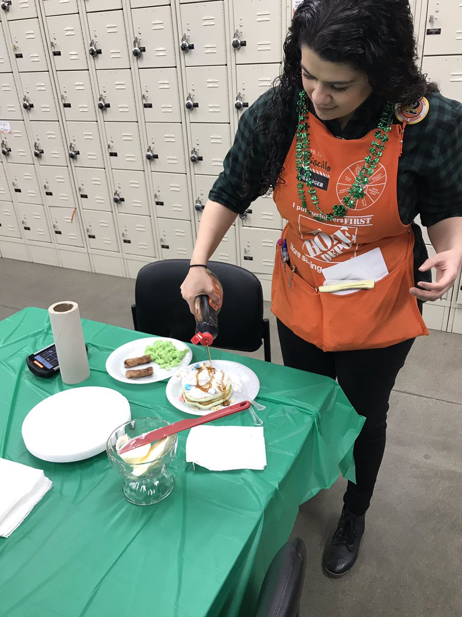 Nicole Del Real tweet media