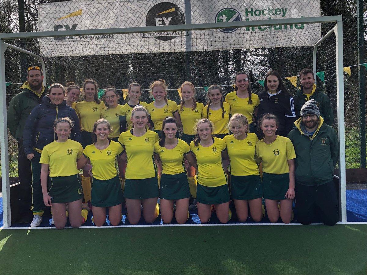 RailwayUnionHC's tweet image. 4 Leinster cups won today at Grange Road.   Well done to all our squads throughout the day  #greenandyellow #railwayunion