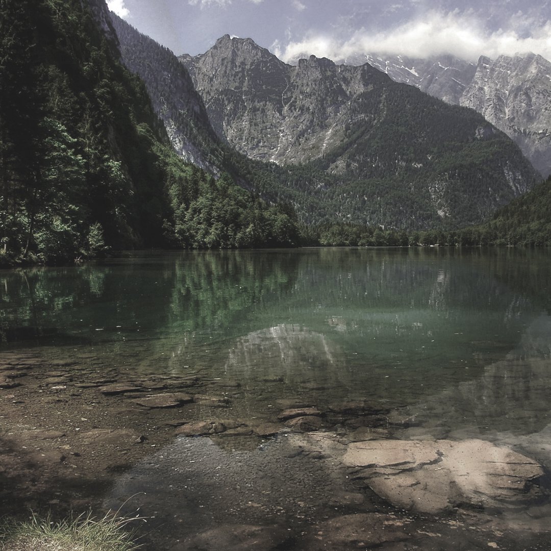 ILiveActivated's tweet image. Whatever we are waiting for - peace of mind, contentment, grace, the inner awareness of simple abundance - it will surely come to us, but only when we are ready to receive it with an open and grateful heart. 

- Sarah Ban Breathnach