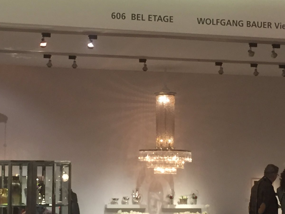 heidiguerer's tweet photo. ..and then @TEFAF with 4 #Austrian galleries: #Wienerroithner, #SanctLucas (selling mainly Dutch art), #Beletage, #BeckEggeling; but Austrian artists also sold by other galleries: #ArnulfRainer, #Klimt, #Schiele, #FranzWest - again an excellent fair! https://t.co/HrJnmKDYv4