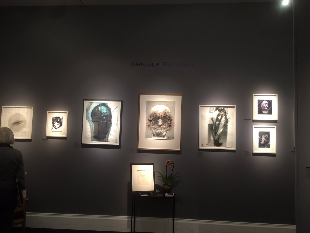 heidiguerer's tweet photo. ..and then @TEFAF with 4 #Austrian galleries: #Wienerroithner, #SanctLucas (selling mainly Dutch art), #Beletage, #BeckEggeling; but Austrian artists also sold by other galleries: #ArnulfRainer, #Klimt, #Schiele, #FranzWest - again an excellent fair! https://t.co/HrJnmKDYv4