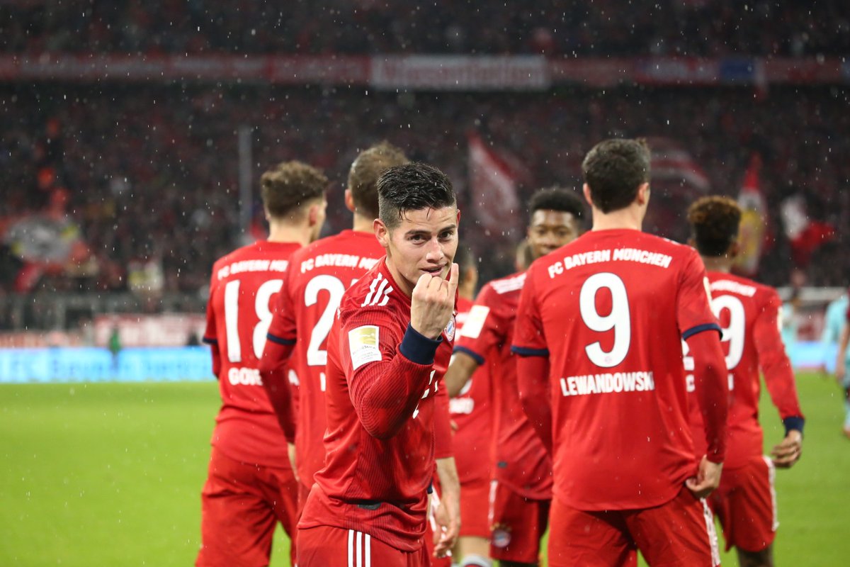 FCBayernAr's tweet photo. ❌ هدف
❌ هدفان
✅ ثلاثة أهداف

خاميس بكامل الأناقة في مباراة اليوم 🎩  #بايرن_ماينتس https://t.co/6Hi8TvG5Bu