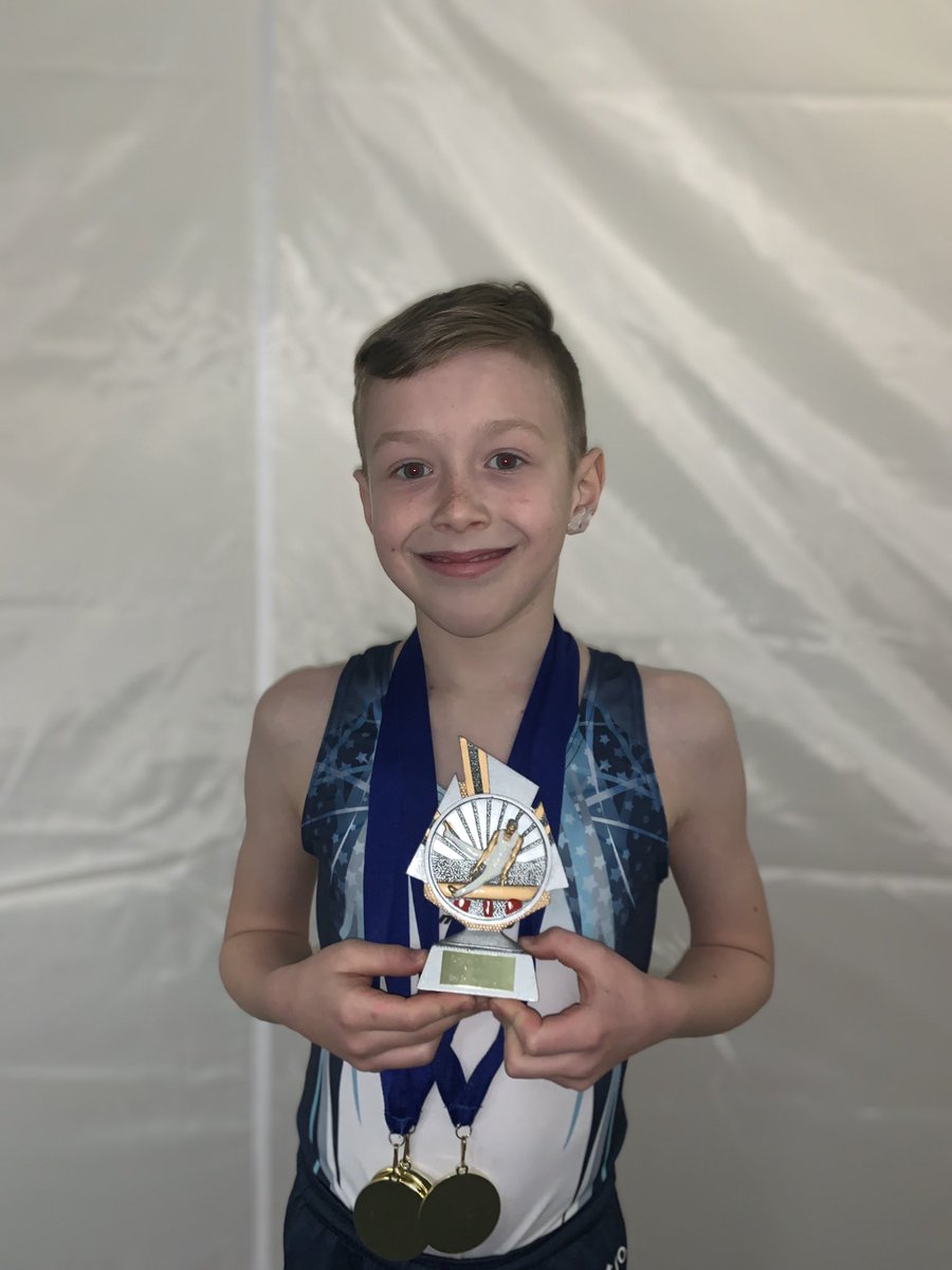 Laura McAleese tweet media