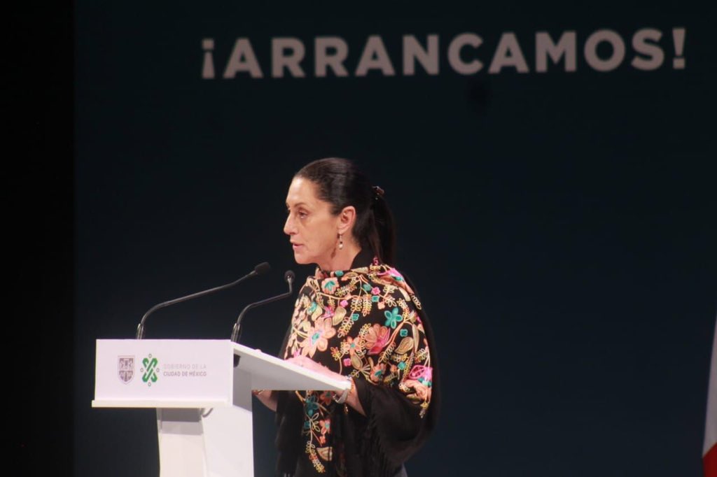 SSC_CDMX's tweet photo. #Arrancamos "Nuestra meta es lograr que la policía preventiva tenga 25 mil elementos con las patrullas y equipo suficiente que les permita realizar más y mejores rondines de vigilancia", @Claudiashein https://t.co/yr6CQkFOpK