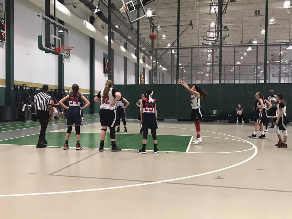 jrfeverlarkins's tweet photo. 2024 won their first game in bracket play 31-30 and move on to Finals at 3:40. #rocktheshamrock https://t.co/rUgbTTRWIb
