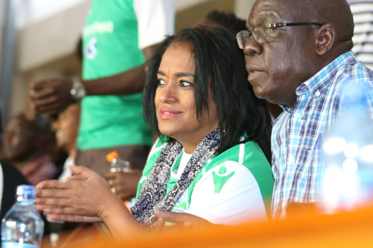EstherPassaris tweet picture