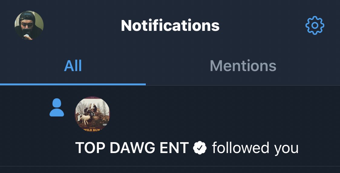 ayee_chrizzz's tweet photo. TDE the realist Record Label in the game๐ญ๐ฅ #ForThePeople #gettoponthephone @TopDawgEnt https://t.co/C0Oa7dXJkQ