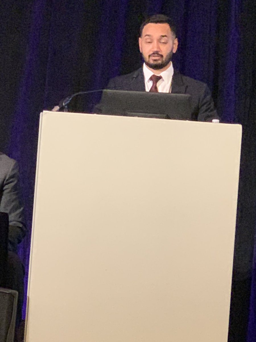 malas_mahmoud's tweet photo. Great presentation by @vinnyl88 on gender disparity on AAA repair @SCVS1969  Women have higher mortality and morbidity following both open and #EVAR likely driven by poor anatomy. Women have shorter, wider and more angulated necks resulting in striking 3.5 fold increase in EL 1 https://t.co/aHqM1nTkIM