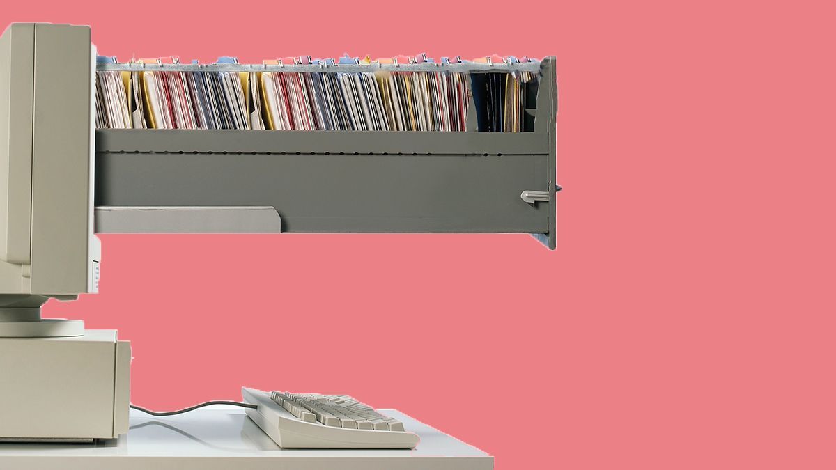 commonwealthfnd's tweet image. One reason that health care markets are so inefficient is that consumers and patients lack the knowledge to make good choices. That may soon change thanks to two proposed rules from @HHSGov that could see consumers joining forces with major tech firms. buff.ly/2Jf3xKA