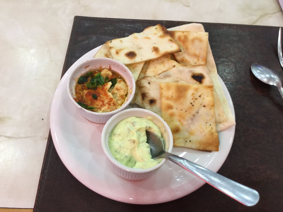 saskiamueller_'s tweet photo. cross culture...armenisches Restaurant in Montevideo/ Uruguay https://t.co/W3qyYSHDoJ