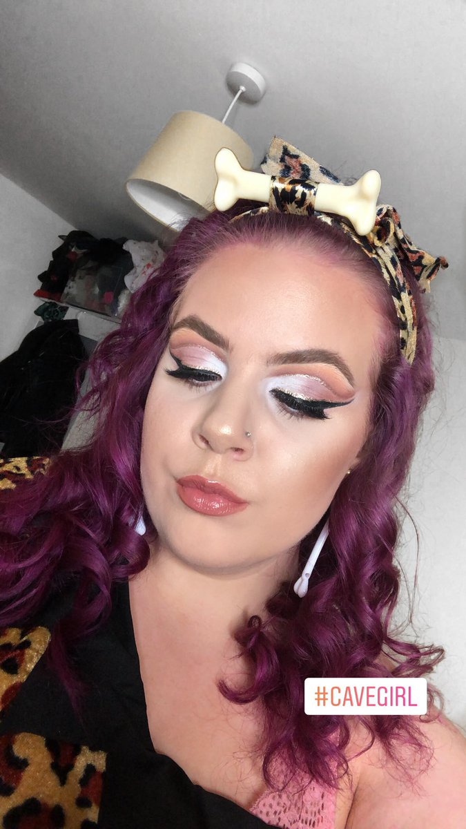 glamwithleash's tweet photo. @norvina1 @beautybekky Please could you notice me, this is everything I’ve dreamed off 🦄🤩 https://t.co/v5cEsrNzlQ