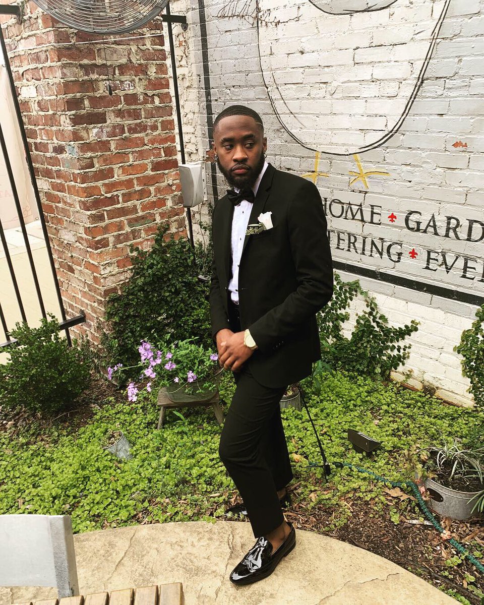 Itslilstacy's tweet photo. Wedding Season🔥 #StyledbyStacy #StacyStylez https://t.co/rupL2HwRFV