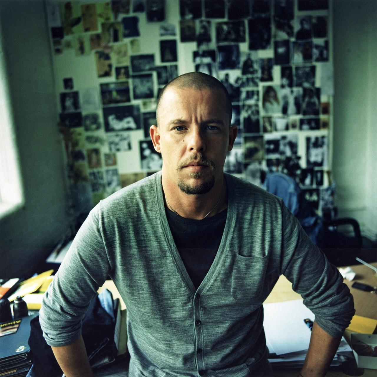 Happy Birthday to the inspiring visionary, Alexander McQueen! ---> 

© Derick Santini 